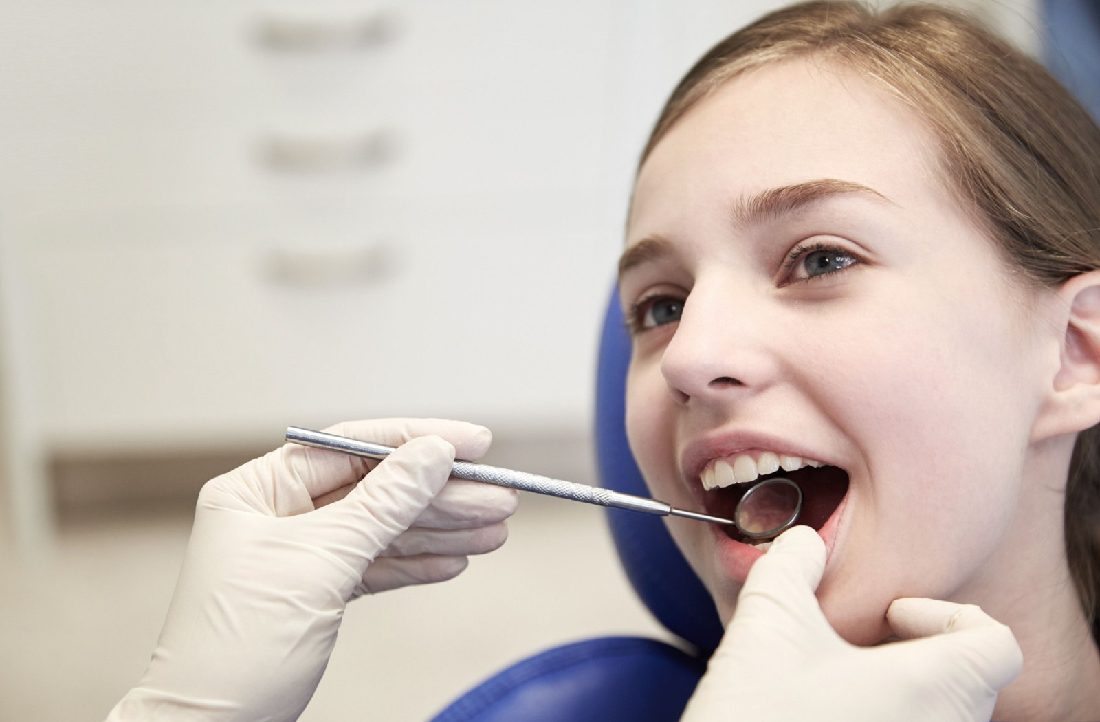 how-long-to-leave-fluoride-varnish-on-teeth